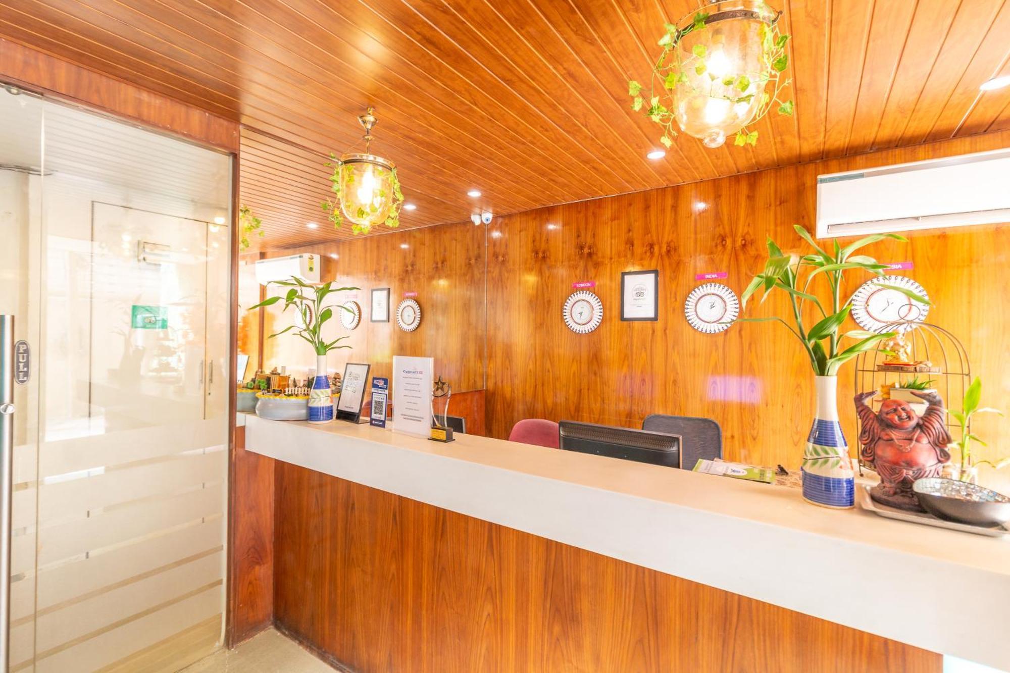 Hotel Celestiial , Candolim Luaran gambar
